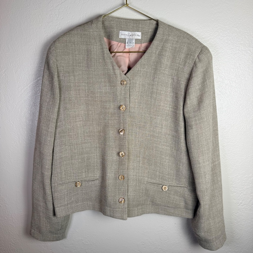 Vtg Doncaster Womens 8 Tan Textured Collarless Button Front Blazer Chic Luxury